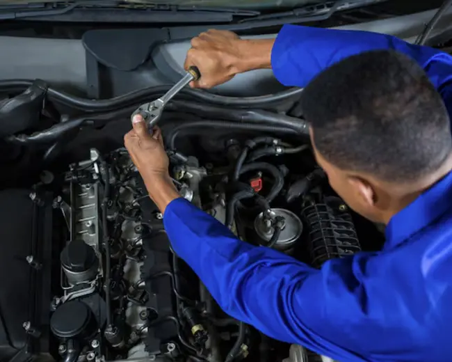 Manutenção e Reparação Mecanica de Veiculos Automotivos