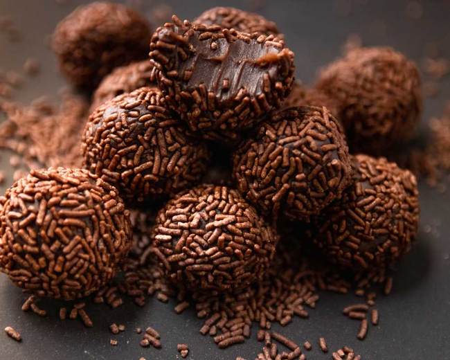MARI DOCES E SALGADOS