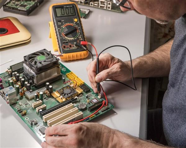 MANUTENÇÃO DE COMPUTADORES - foto 3