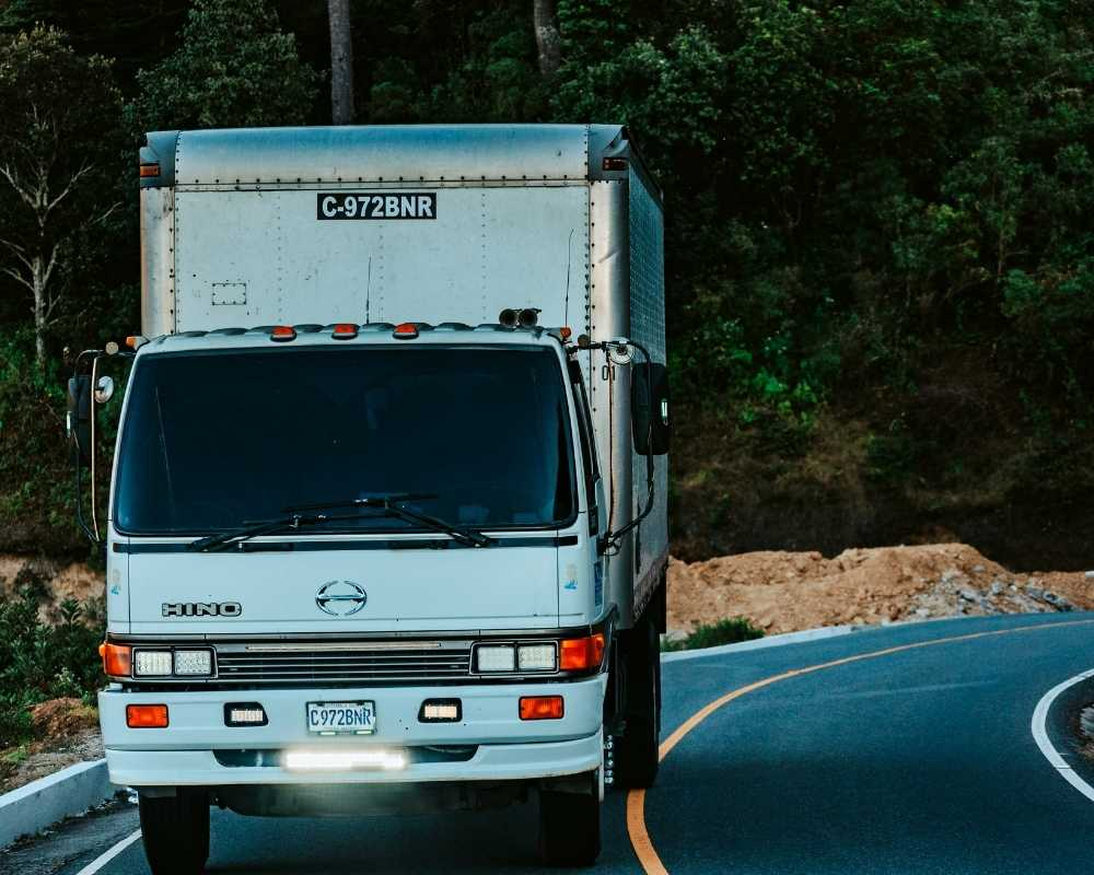 LEON ARECO - TRANSPORTE  em Rio Do Sul/SC